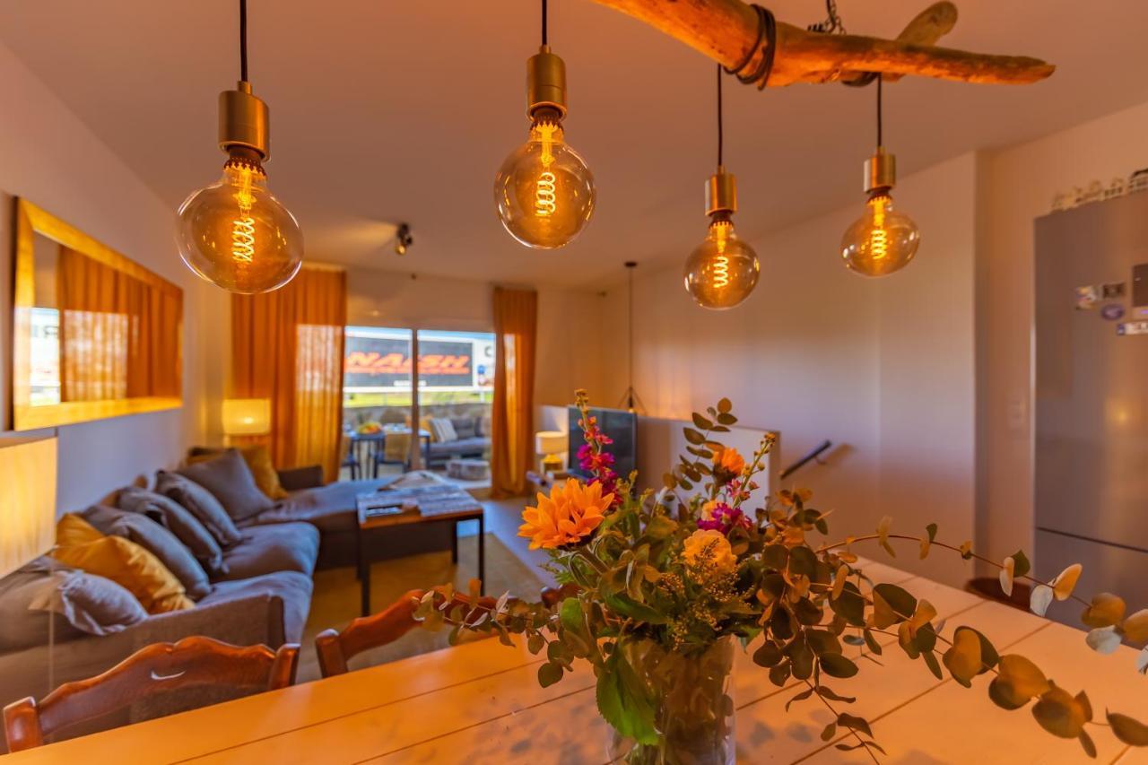 Near Beach, Cosy Terrace, Pool & Fibre Wifi Apartamento
